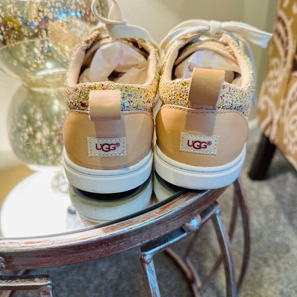 UGG- Karine Chunky Glitter Gold Sneakers, size 7.5 - Picture 7 of 9